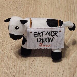 Chick Fil A Small 2020 Plush Stuffed Animal Cow Eat Mor Chik'n More Chicken 5"
